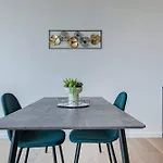 Prata Riverside Xiv By Innkeeper Apartment *