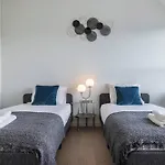 Prata Riverside Xiv By Innkeeper Apartment *