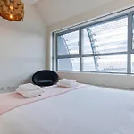 Prata Riverside Xiv By Innkeeper Apartment