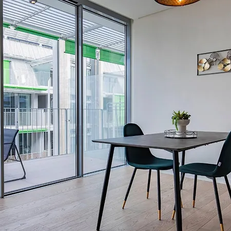 Prata Riverside Xiv By Innkeeper *