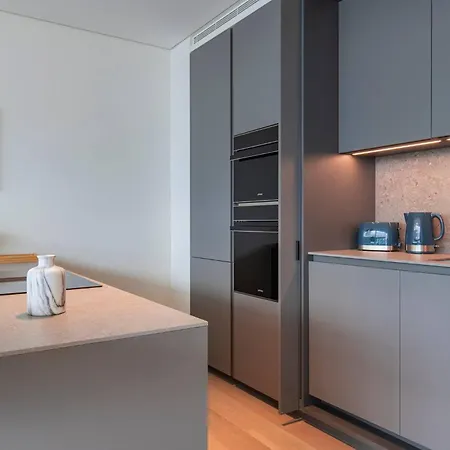 Prata Riverside Xiv By Innkeeper